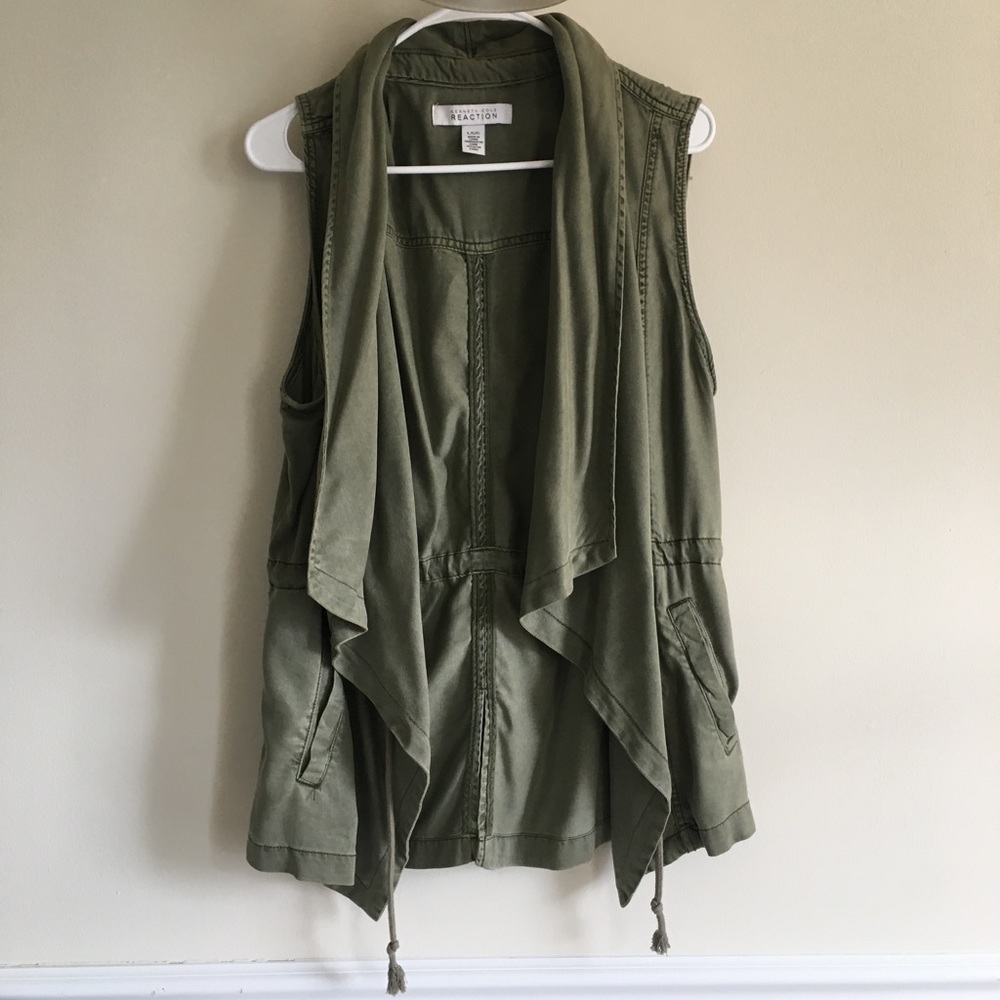 Luxe Kenneth Cole Green Cargo Vest